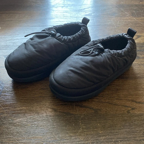 Black Ugg Maxi Clog - Picture 2 of 3